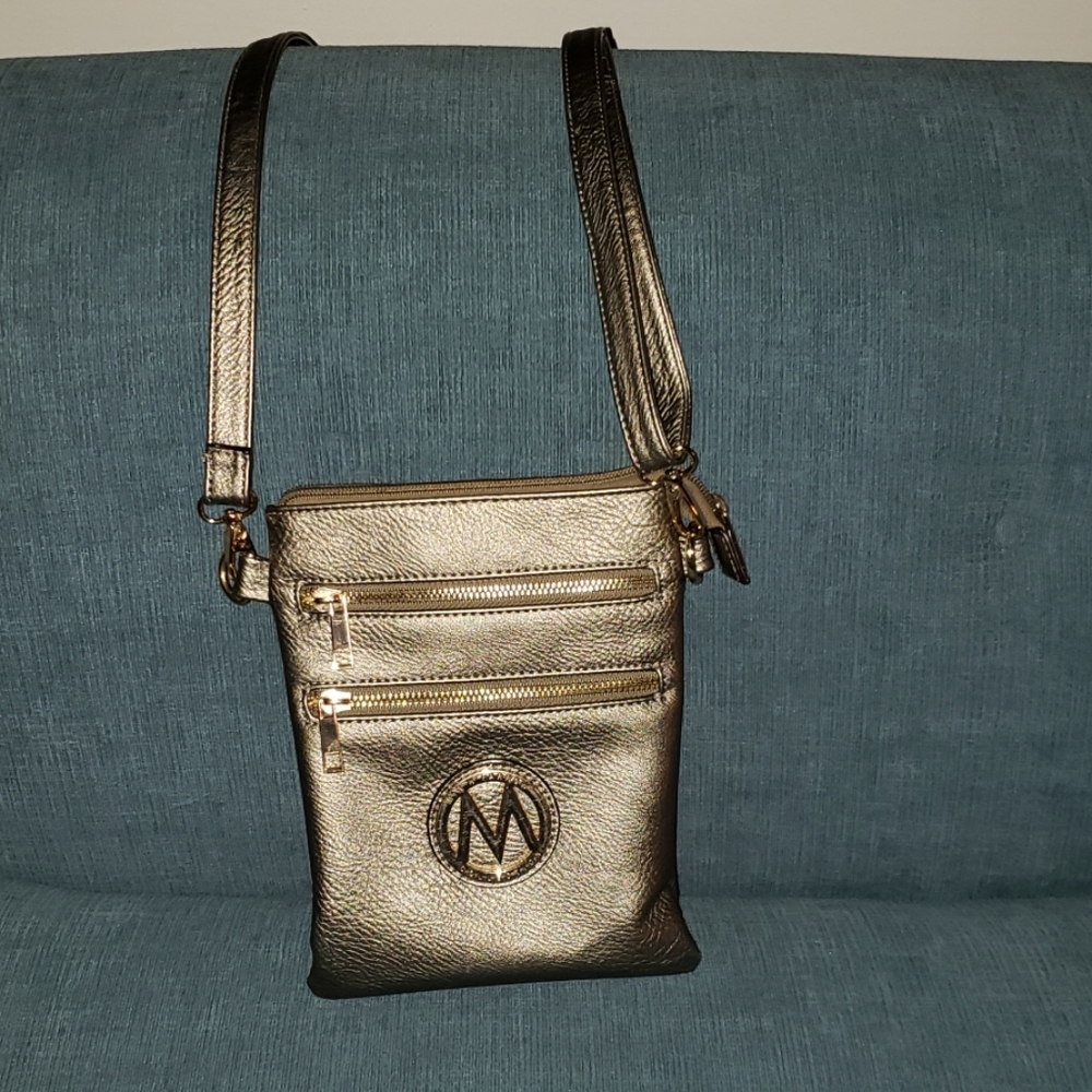 EUC  Mia Farrow Collection crossbody bag - Picture 2 of 4